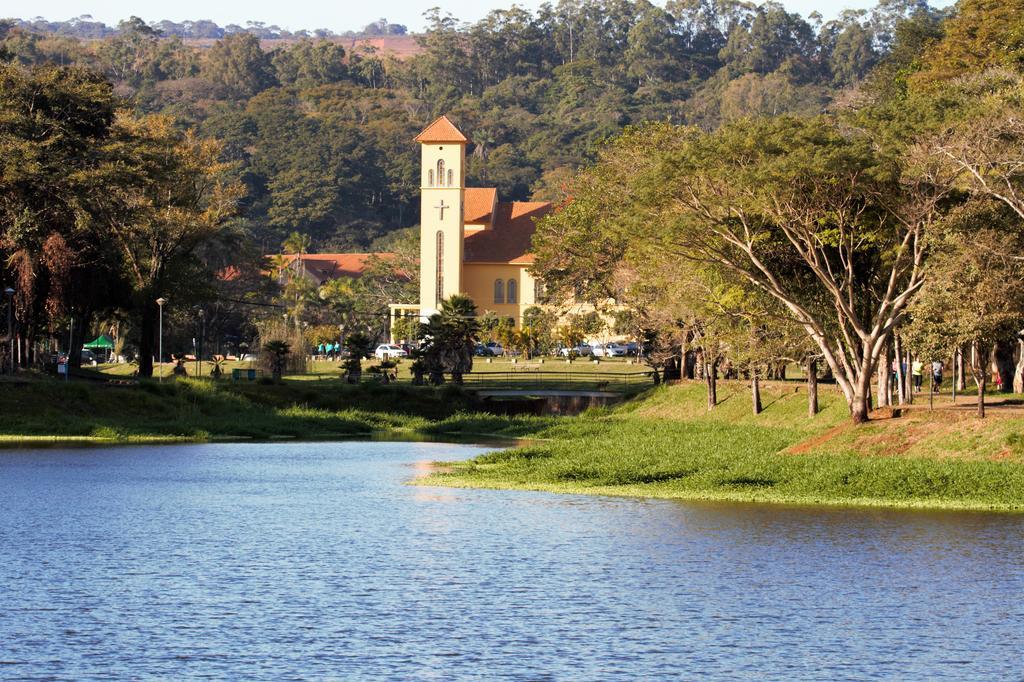 Chale Do Lago Araxá Eksteriør bilde